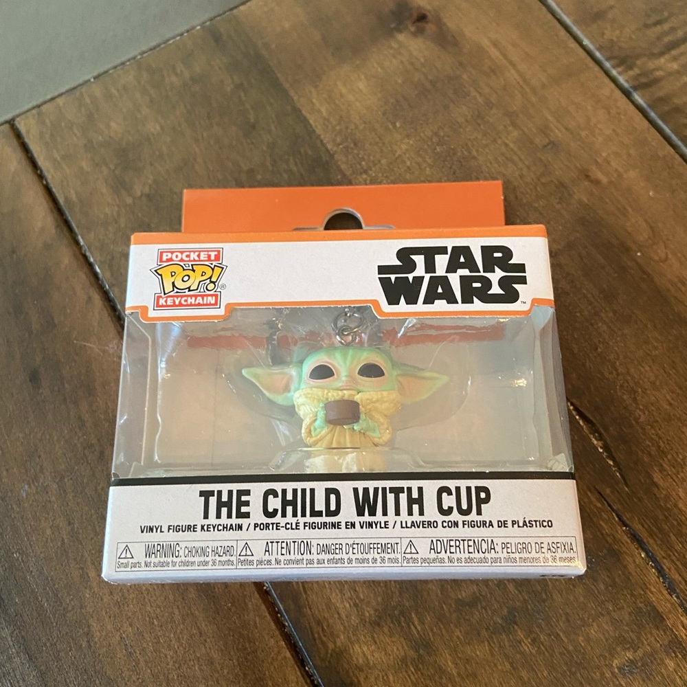 NWT FUNKO The Child with cup keychain!